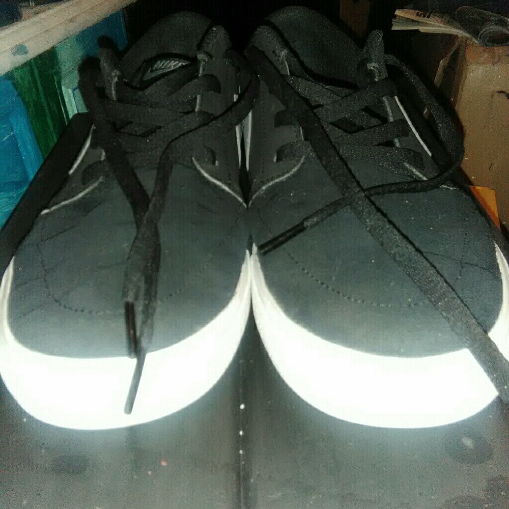 Guys Nike shoes